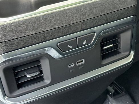 New 2026 GMC Sierra 2500 SLT w/ SLT Premium Package image 14