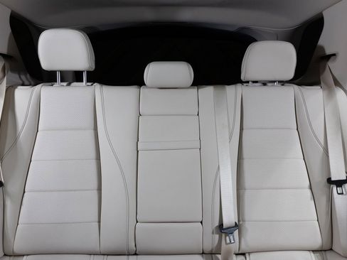 Used 2022 Mercedes-Benz GLE 350 4MATIC image 7