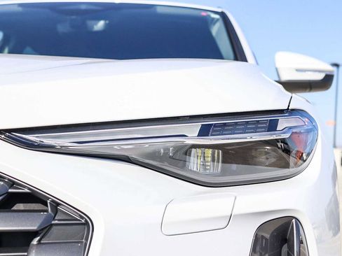 Used 2025 Audi Q5 Premium Plus w/ Premium Plus image 7