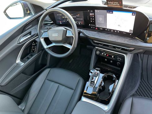 New 2025 Audi Q5 Premium Plus image 11