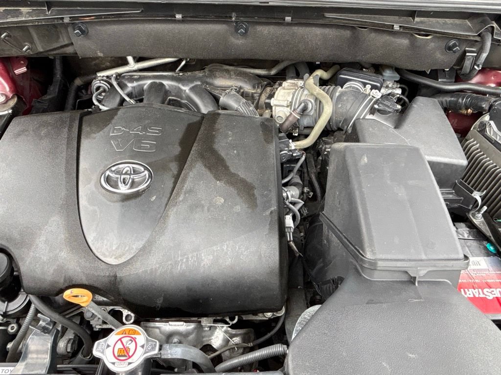 Used 2019 Toyota Highlander Limited w/ Carpet Mat Package (TMS) AWD/4WD image 45