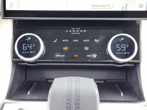 Used 2026 Jaguar F-PACE R-Dynamic S image 15