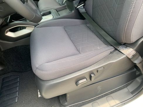New 2026 Nissan Frontier SV w/ SV Convenience Package RWD image 19