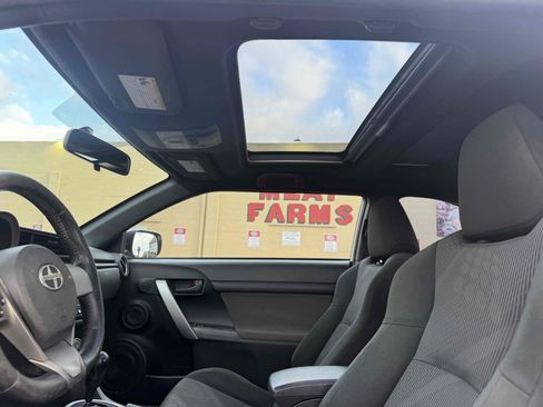 Used 2012 Scion tC FWD image 23