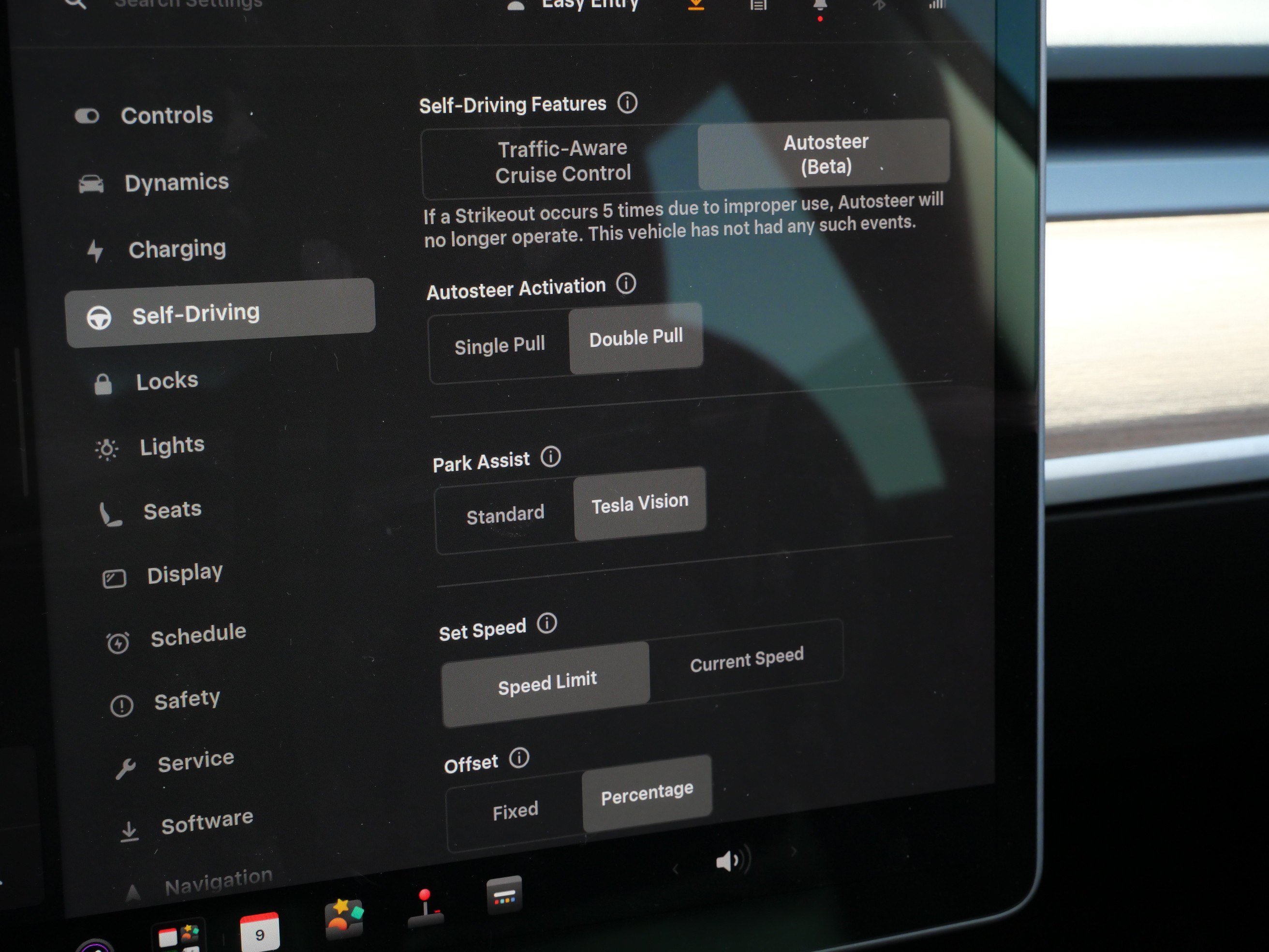 Used 2022 Tesla Model 3 Long Range AWD/4WD image 28