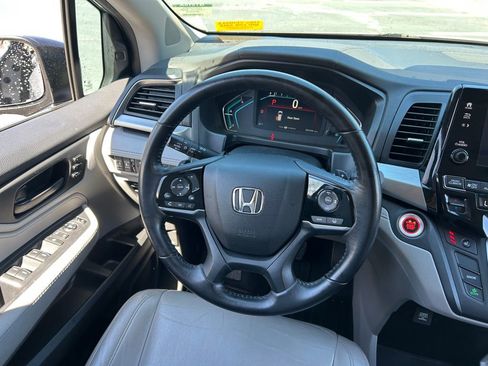 Used 2018 Honda Odyssey EX-L image 24