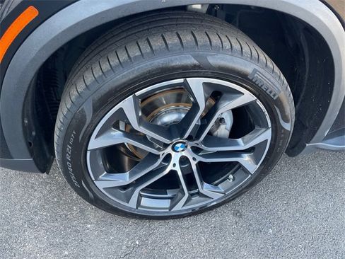 Used 2021 BMW X5 xDrive40i w/ Executive Package image 6