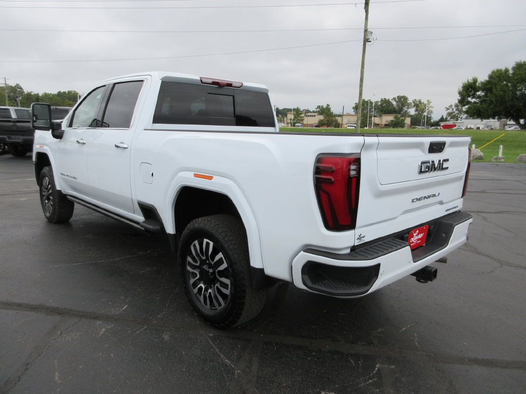Certified 2026 GMC Sierra 2500 Denali Ultimate AWD/4WD image 10