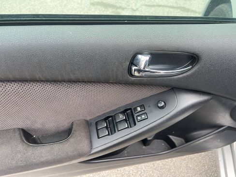 Used 2009 Nissan Altima 2.5 S FWD image 11