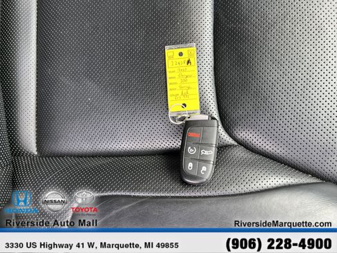 Used 2023 Chrysler 300 Touring L w/ Comfort Group image 26