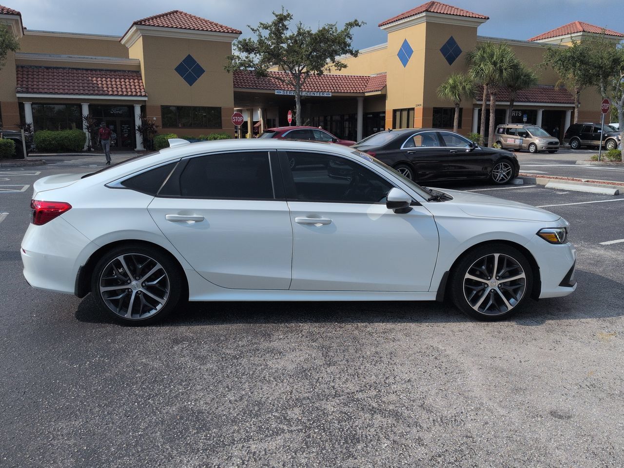 Used 2024 Honda Civic Touring image 3