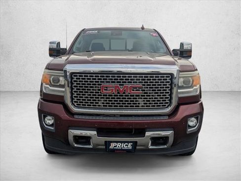 Used 2016 GMC Sierra 2500 Denali w/ Duramax Plus Package image 2
