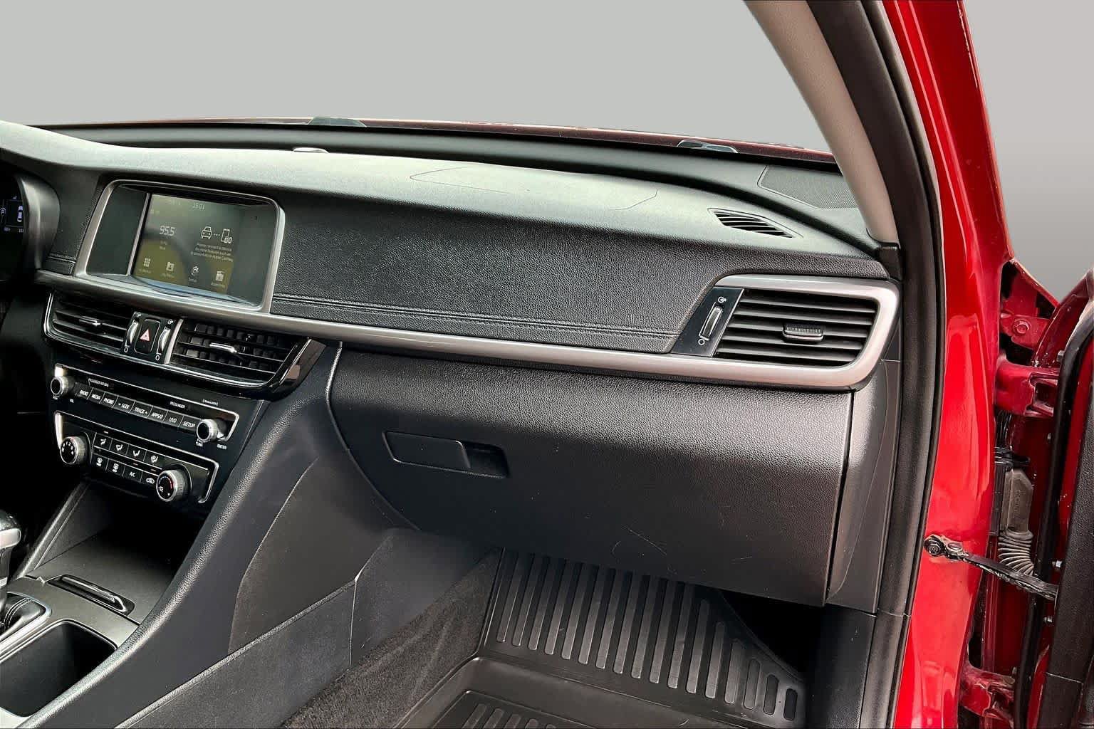 Used 2018 Kia Optima S FWD image 18