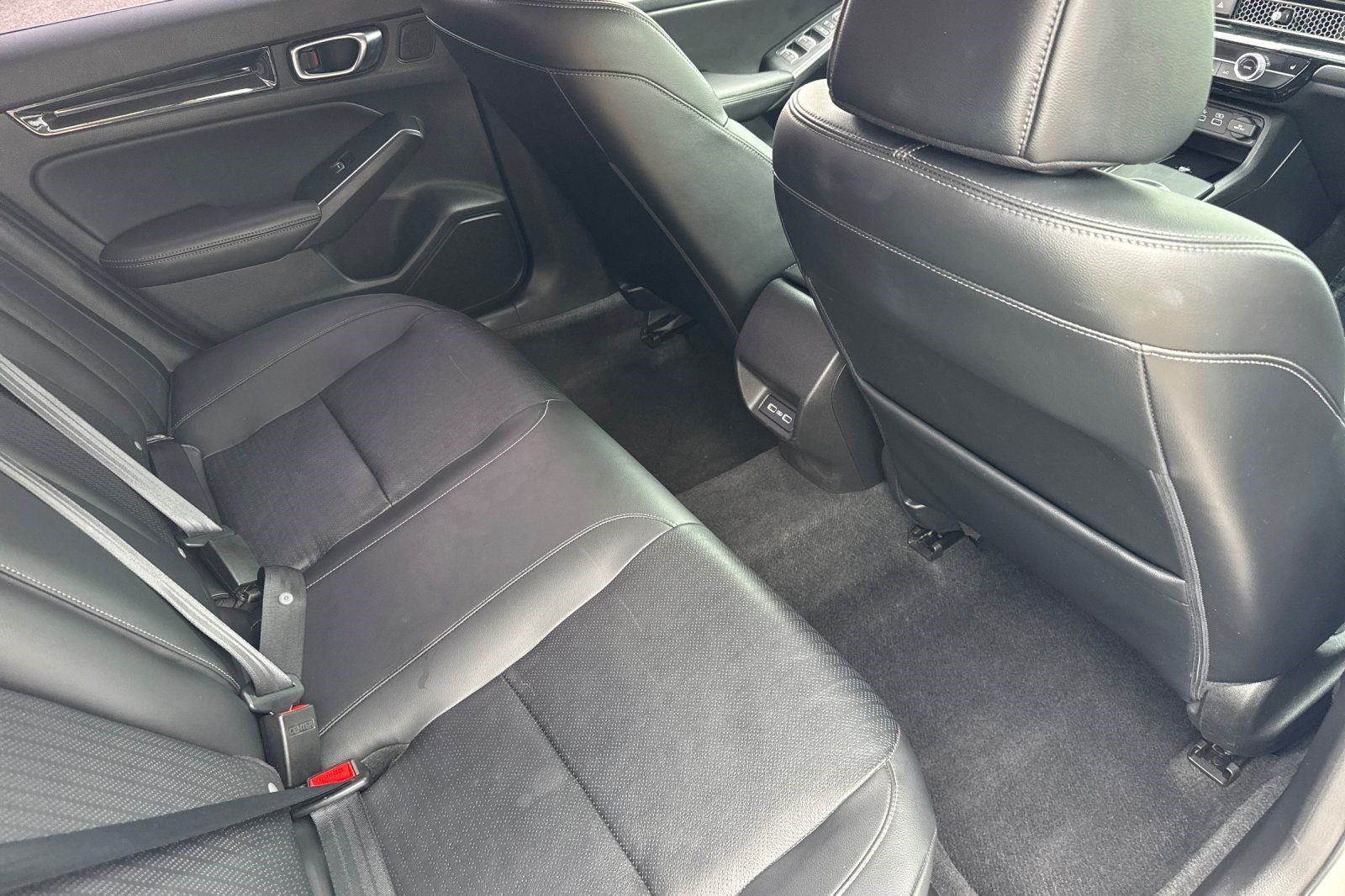Certified 2022 Honda Civic Touring image 31