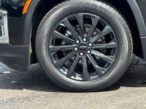 Used 2023 Chevrolet Traverse RS AWD/4WD image 6