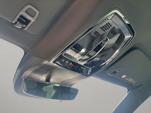 New 2026 Cadillac Vistiq Luxury image 54