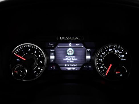 Used 2019 RAM 1500 Big Horn AWD/4WD image 16