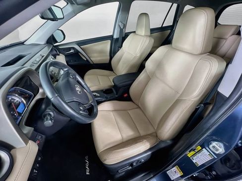 Used 2014 Toyota RAV4 Limited w/ Technology Package FWD image 21