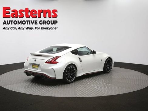 Used 2020 Nissan 370Z NISMO RWD image 41