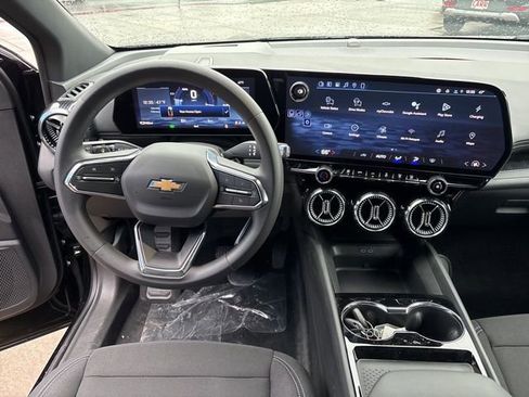 New 2026 Chevrolet Blazer EV LT image 15