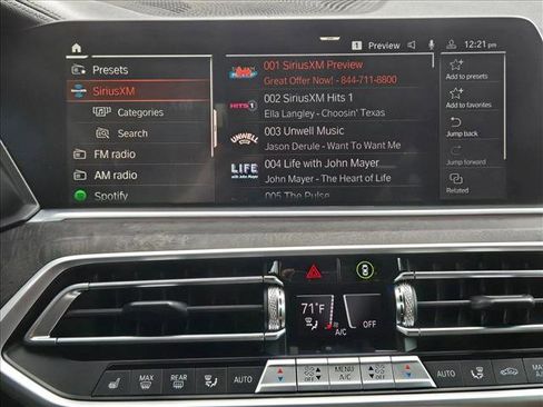 Used 2023 BMW X5 xDrive40i w/ Premium Package AWD/4WD image 12
