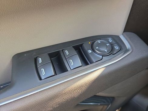 New 2026 GMC Sierra 1500 SLE image 19