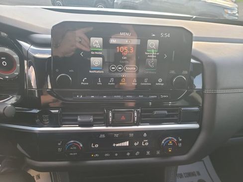 Used 2025 Nissan Pathfinder Platinum AWD/4WD image 14
