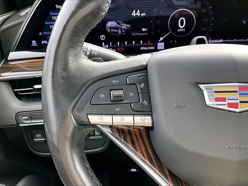 Used 2023 Cadillac Escalade Premium Luxury image 20