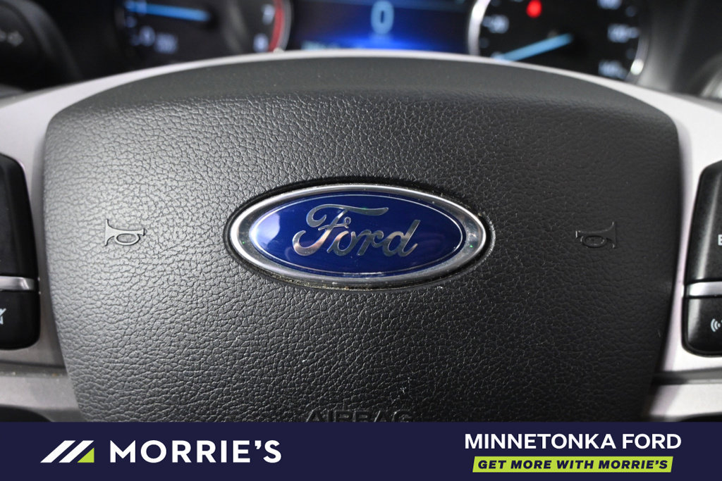 Used 2021 Ford Explorer XLT w/ Equipment Group 202A AWD/4WD image 34