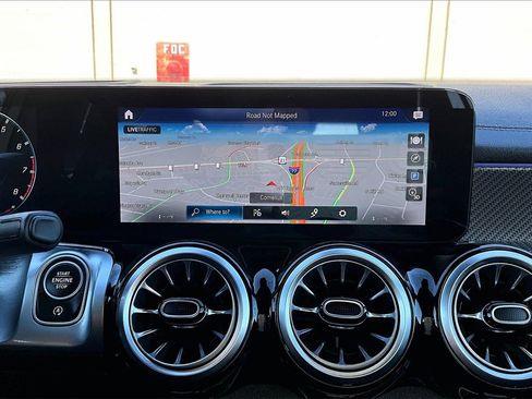 Used 2022 Mercedes-Benz GLB 35 AMG 4MATIC image 16