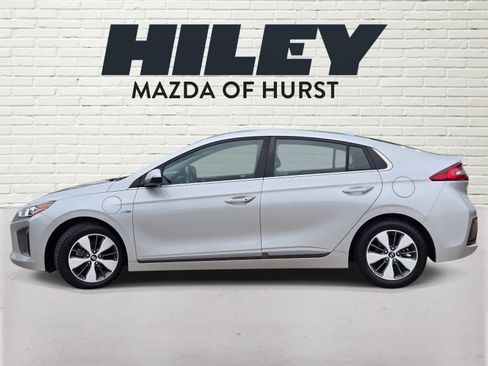 Used 2019 Hyundai Ioniq Limited FWD image 3