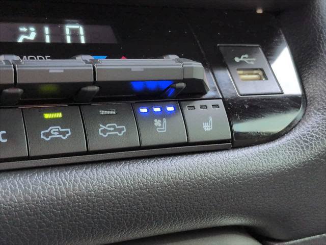 Certified 2025 Toyota Tundra Limited AWD/4WD image 21