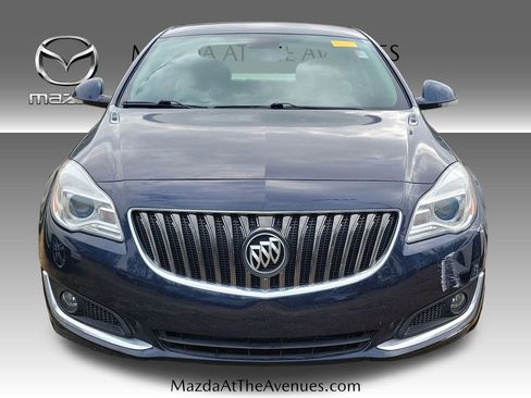 Used 2016 Buick Regal image 3