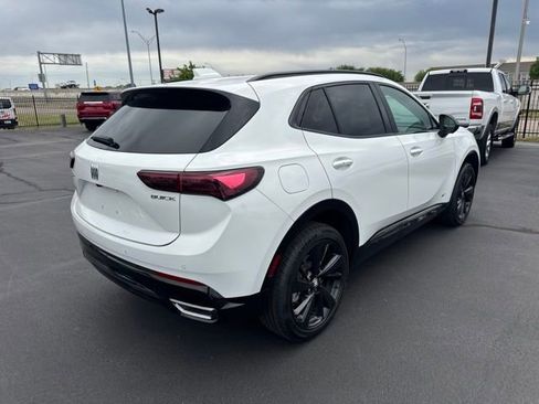 Used 2025 Buick Envision Sport Touring AWD/4WD image 2