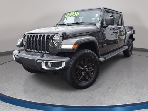 Used 2022 Jeep Gladiator Sport AWD/4WD image 1