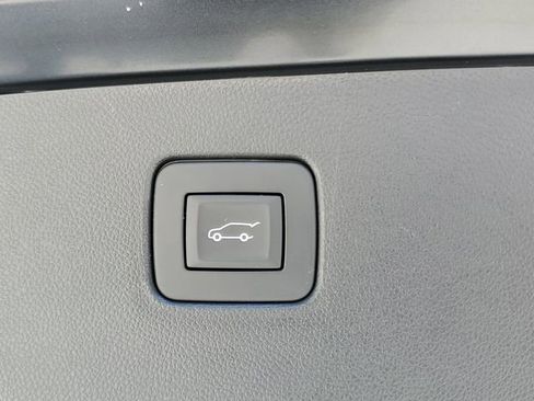 Used 2025 Buick Envista Sport Touring w/ Convenience I Package FWD image 10