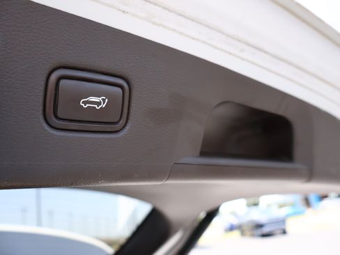 Used 2020 Kia Telluride SX w/ Towing Package FWD image 29