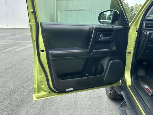 Used 2022 Toyota 4Runner TRD Pro AWD/4WD image 5