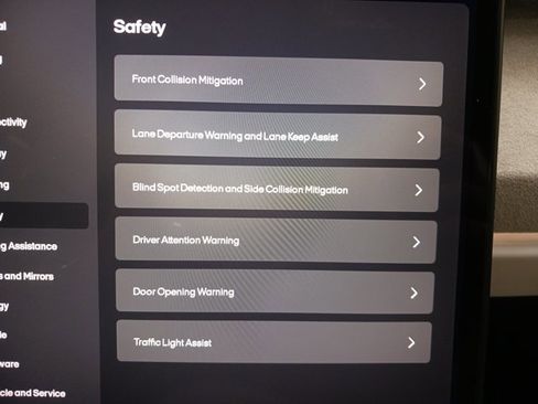 Used 2023 Fisker Ocean One image 34