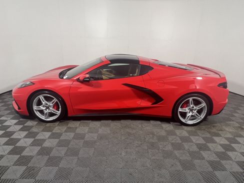 Used 2023 Chevrolet Corvette Stingray Preferred Cpe w/ Chrome Exterior Badge Package RWD image 2