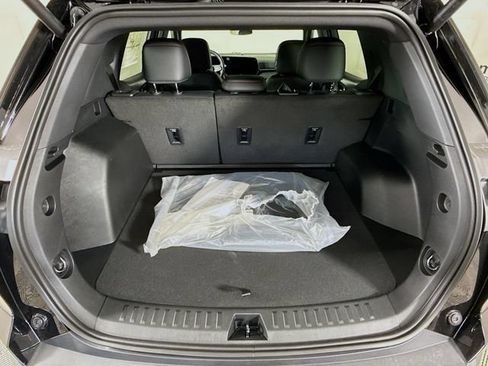 New 2026 Chevrolet Equinox RS w/ Convenience Package III FWD image 26