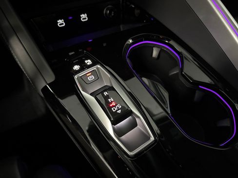 Certified 2025 Audi Q5 Prestige image 19