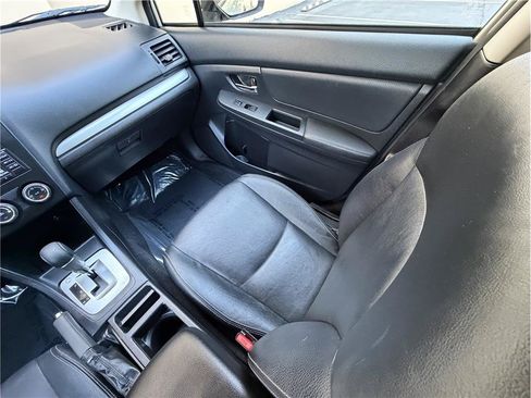 Used 2014 Subaru Crosstrek 2.0i Limited AWD/4WD image 10