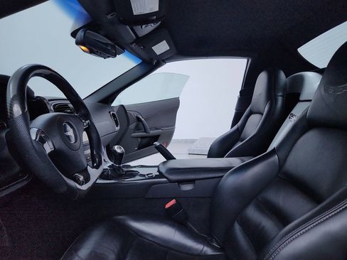 Used 2010 Chevrolet Corvette Grand Sport w/ Preferred Equipment Group RWD image 14