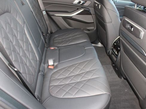 New 2026 BMW X5 sDrive40i w/ Executive Package image 32