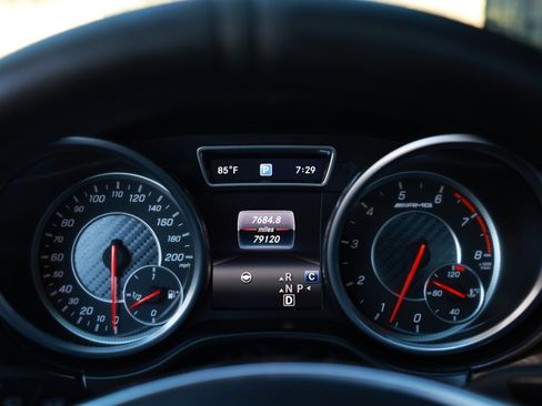 Used 2016 Mercedes-Benz GLE 63 AMG 4MATIC image 35