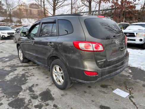 Used 2012 Hyundai Santa Fe GLS image 7