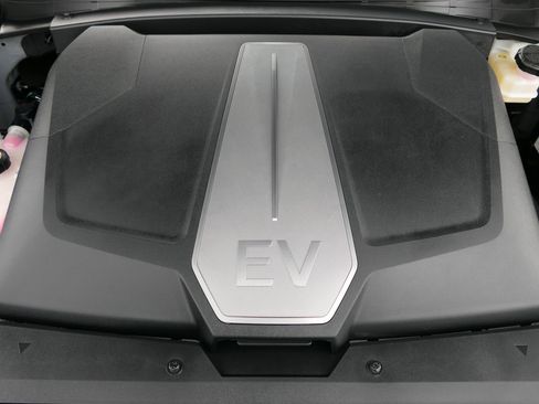 Certified 2024 Kia EV6 GT image 31