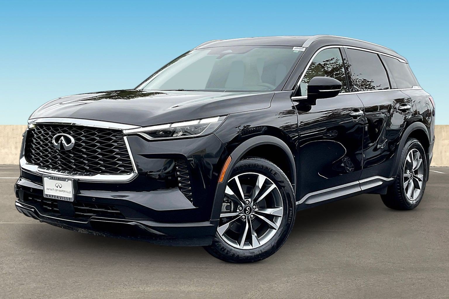 Certified 2023 INFINITI QX60 Luxe w/ Cargo Package AWD/4WD image 3