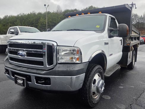 Used 2006 Ford F350 XL image 6